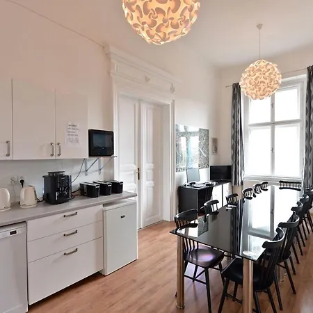 Appartamento 13 Single Beds In Centrum Praga